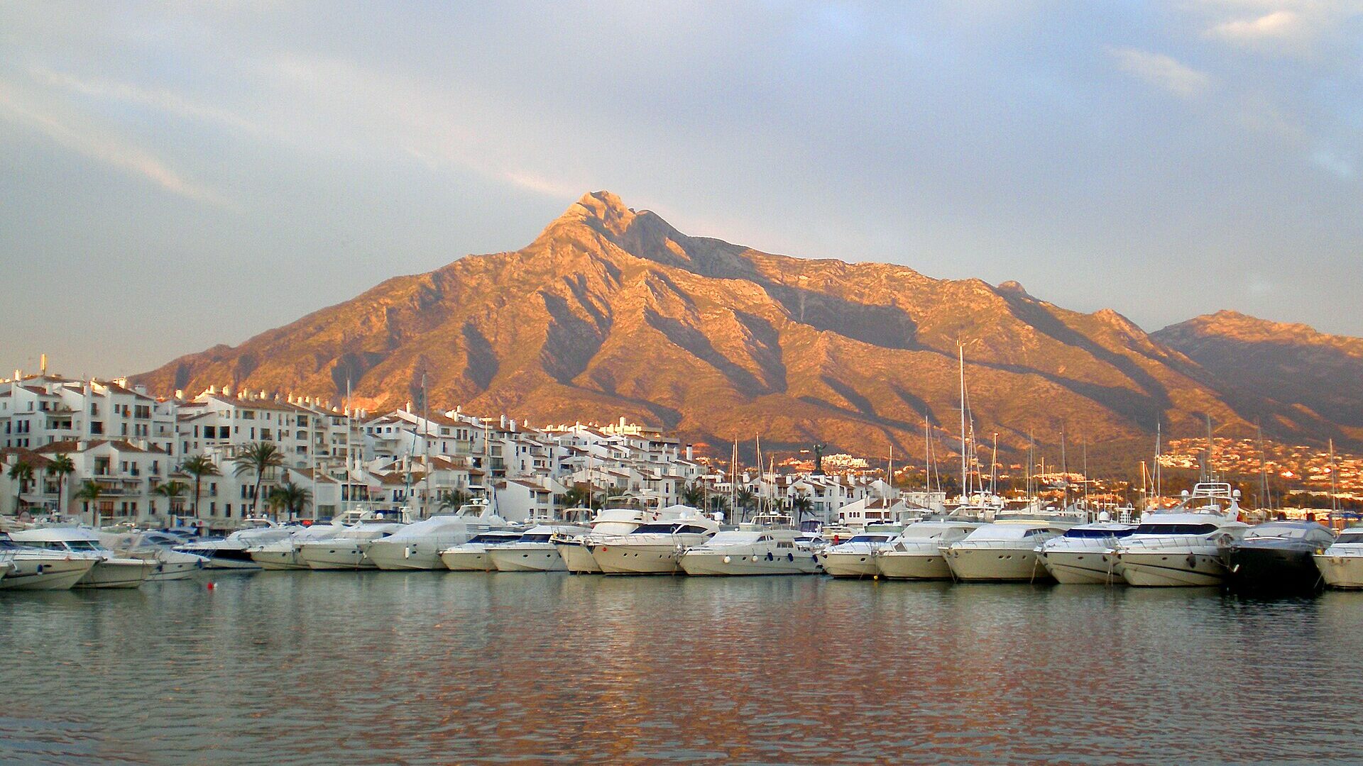 Marbella – przewodnik dla kupujących nieruchomość na Costa del Sol