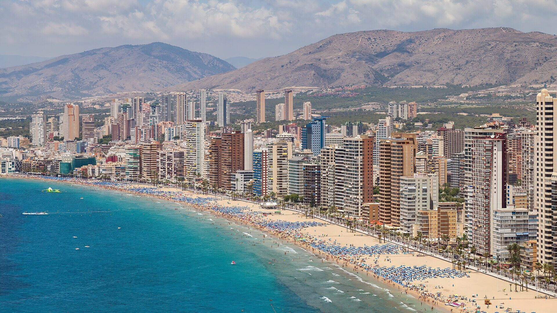 Benidorm – przewodnik dla kupujących nieruchomość na Costa Blanca