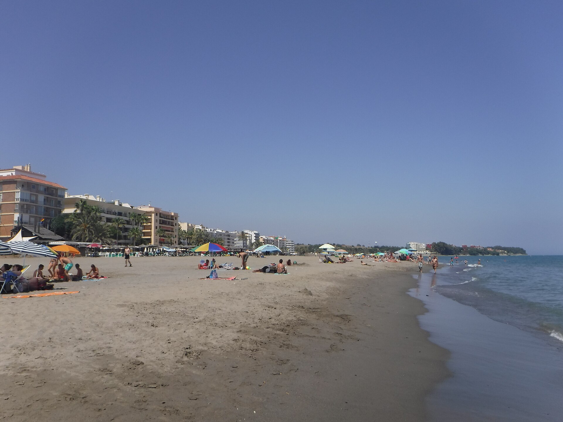 Plaża La Rada w Esteponie
