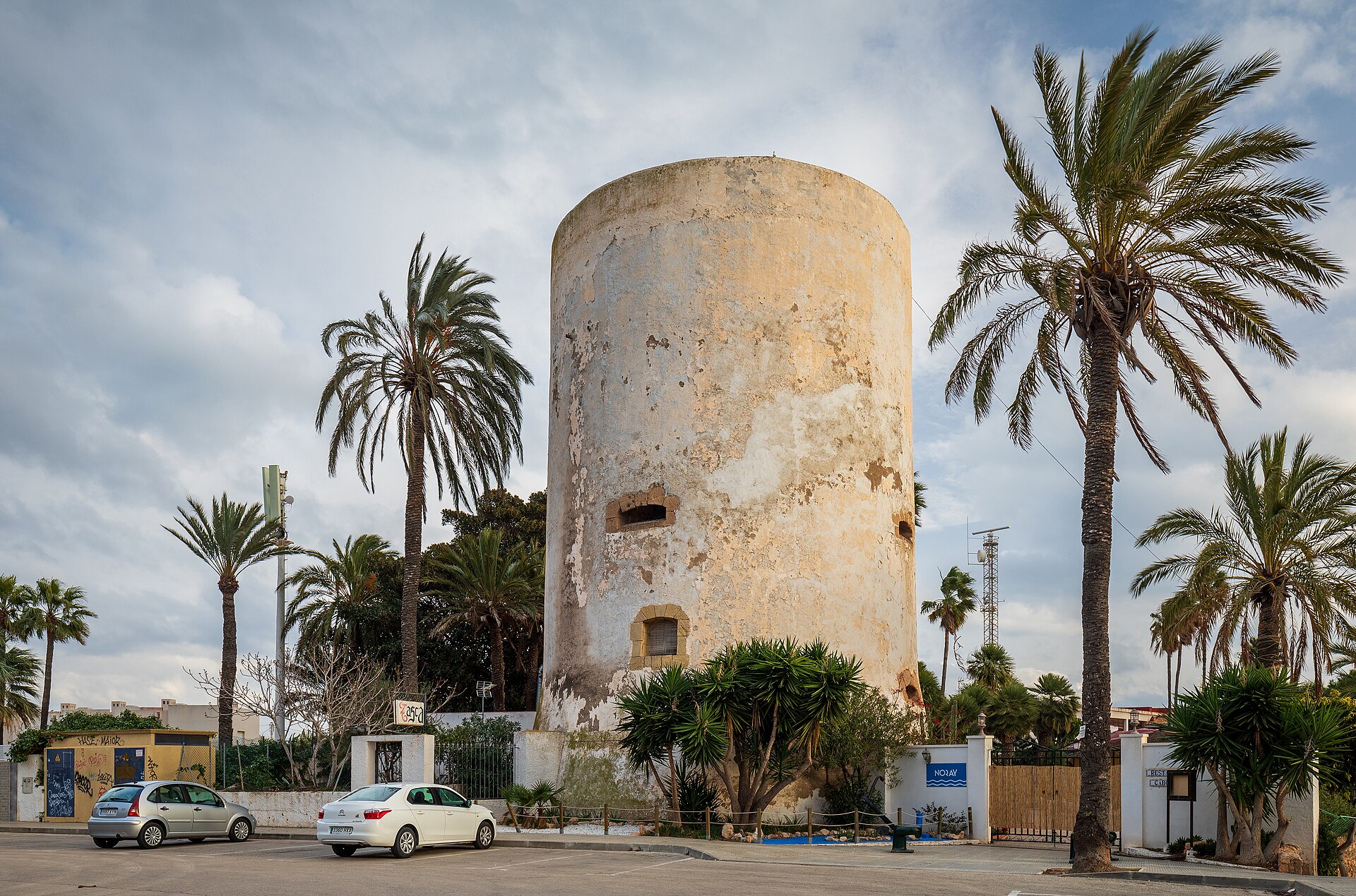 Wieża obserwacyjna Torre Vigía w Cabo Roig