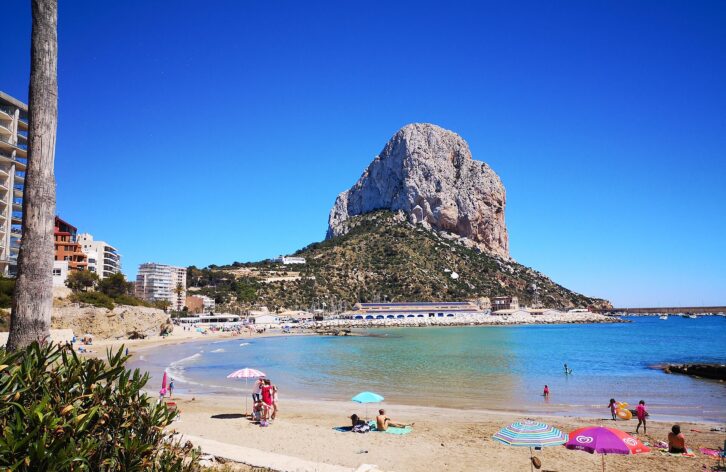 Costa Blanca czy Costa del Sol? Który region wybrać na zakup nieruchomości w Hiszpanii