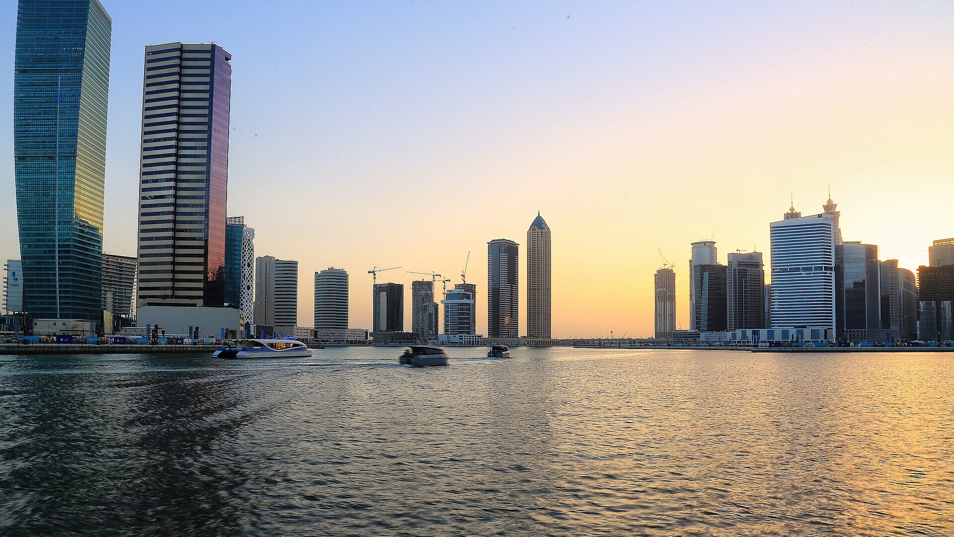 Jak wybrać dzielnicę w Dubaju pod wynajem w 2026 r.: zwrot, najemcy i koszty